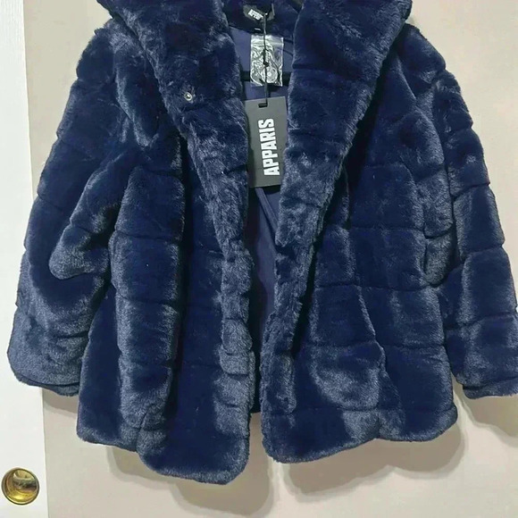 APPARIS - Picture 3 of 9